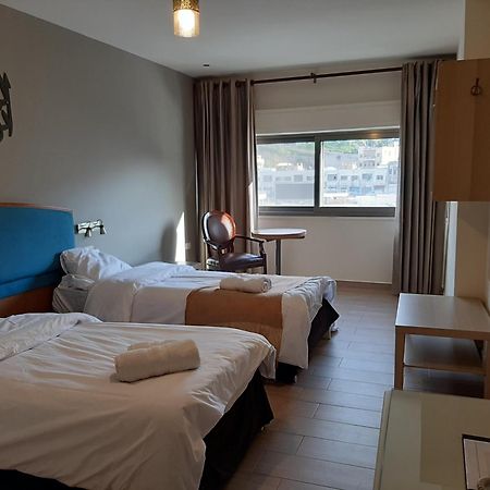 Layaali Amman Airport Pickup Hostel Exterior photo